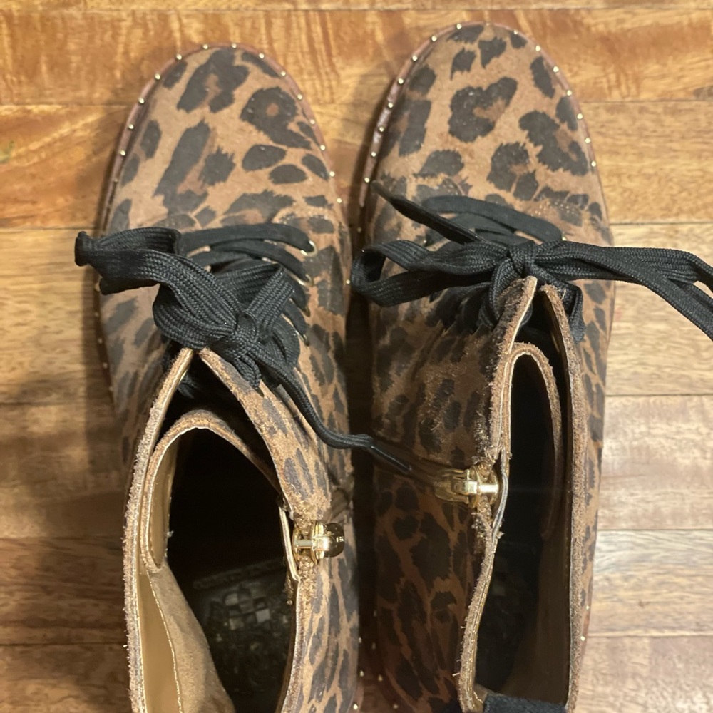 Leopard Boot - Picture 5 of 5